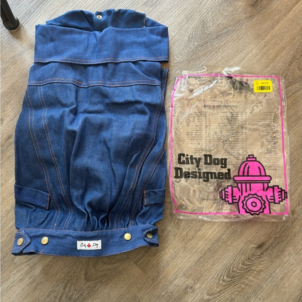 Denim jacket for dogs! - NWT! - 20 inch
